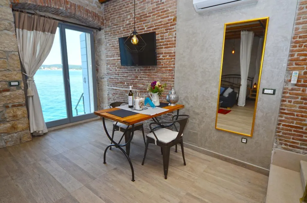 Arnolongo Sea View Apartment Rovinj 0*,  Croatia